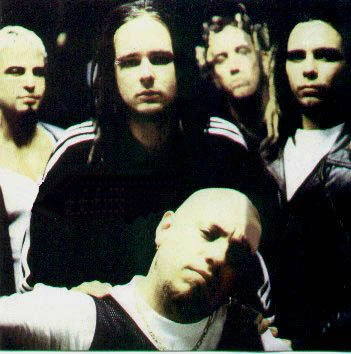 Frontman Korn Jonathan Davis vyráža na sólové turné